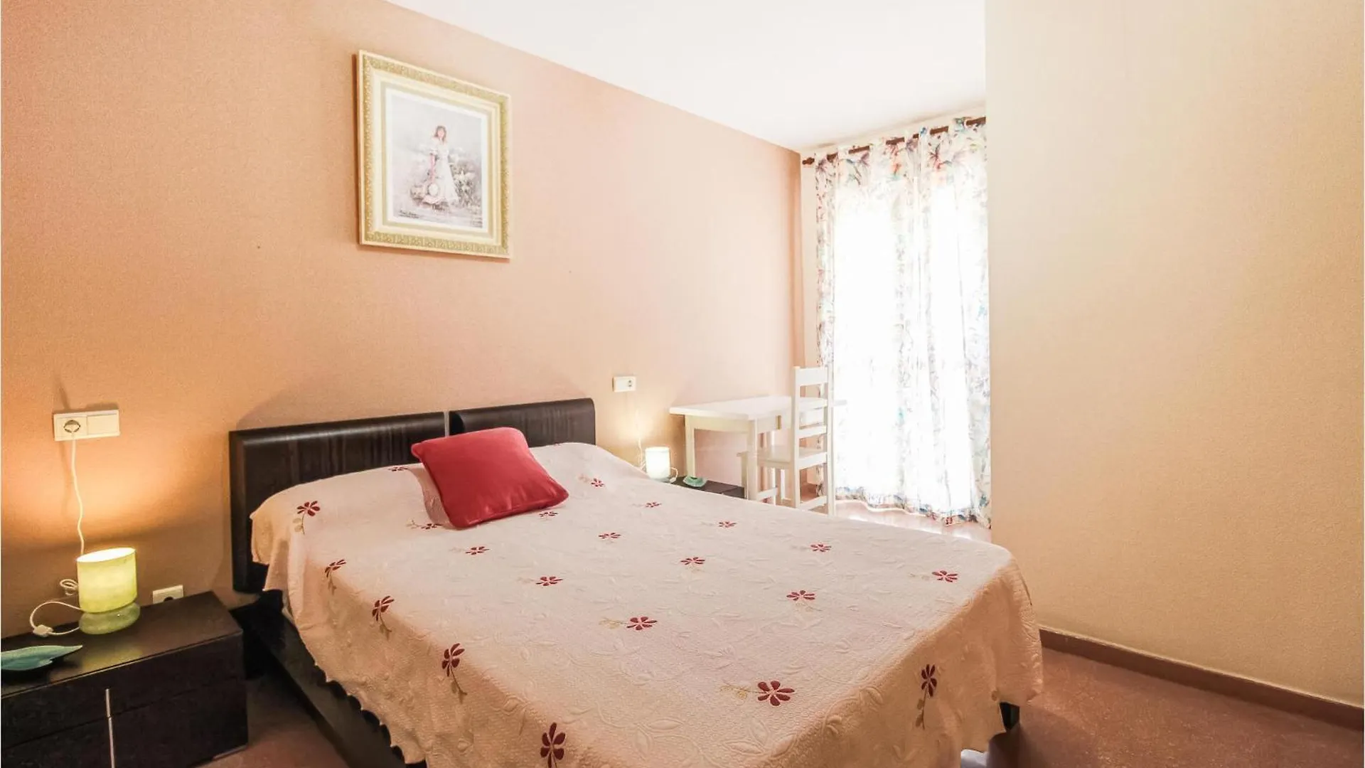 Nice Apartment In Manilva With Kitchenette