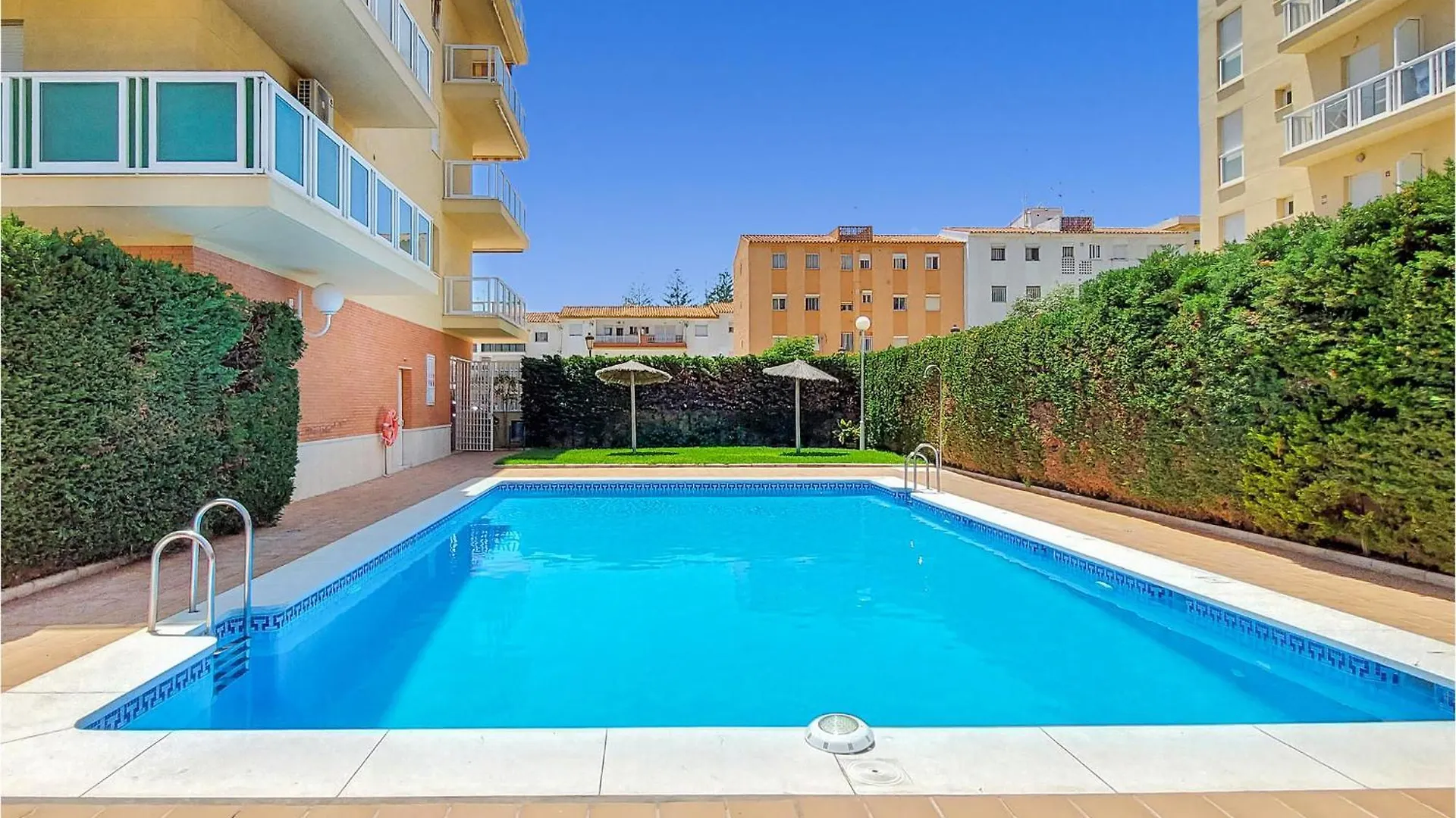 Nice Apartment In Manilva With Kitchenette